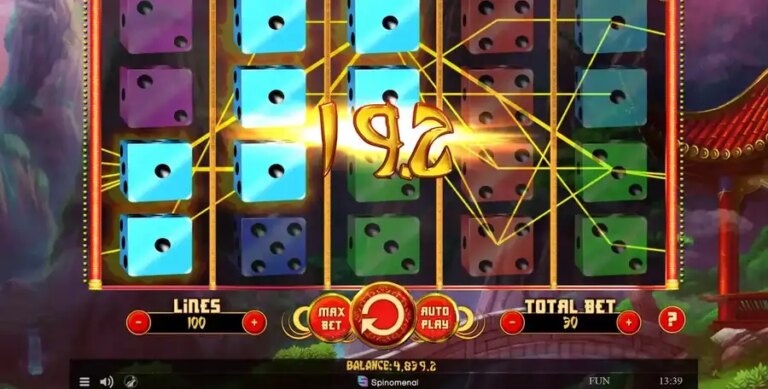 8 Lucky Dice