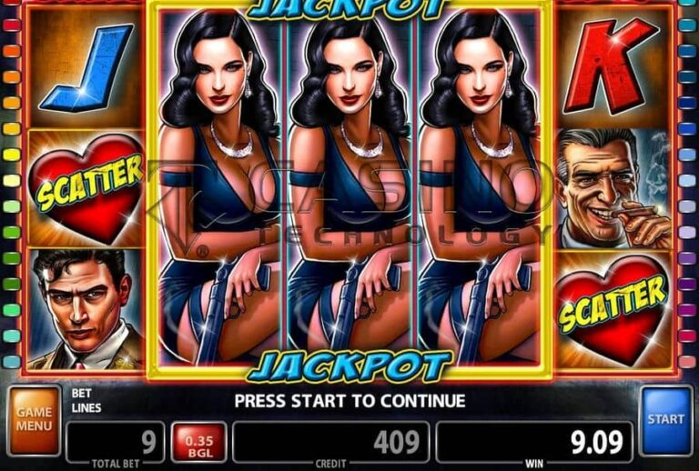 Chase of Femme Fatale