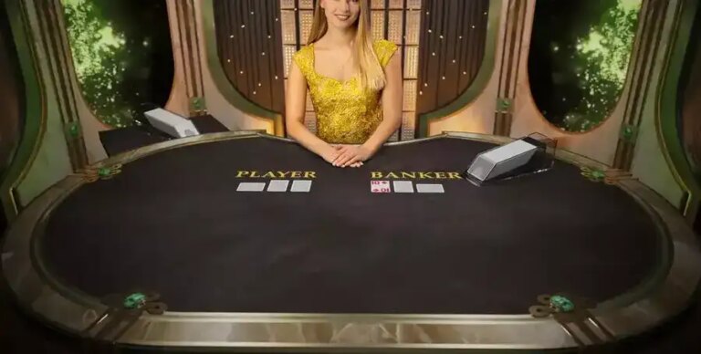 Peek Baccarat