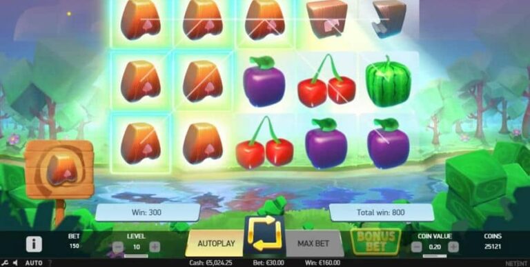 Strolling Staxx Cubic Fruits