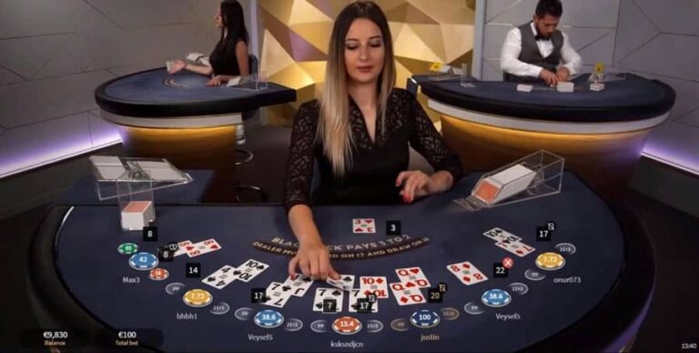 White Gold Blackjack