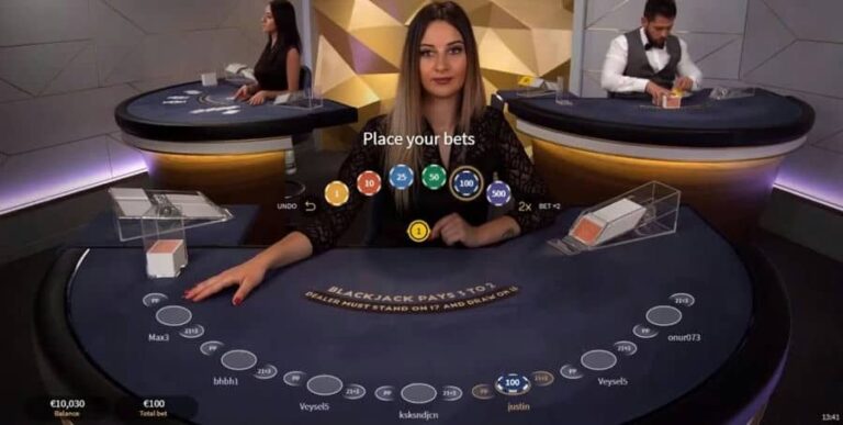 White Gold Blackjack